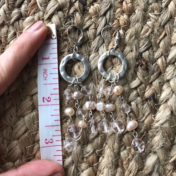 Statement earrings with light pink beads - Picture 2 of 3